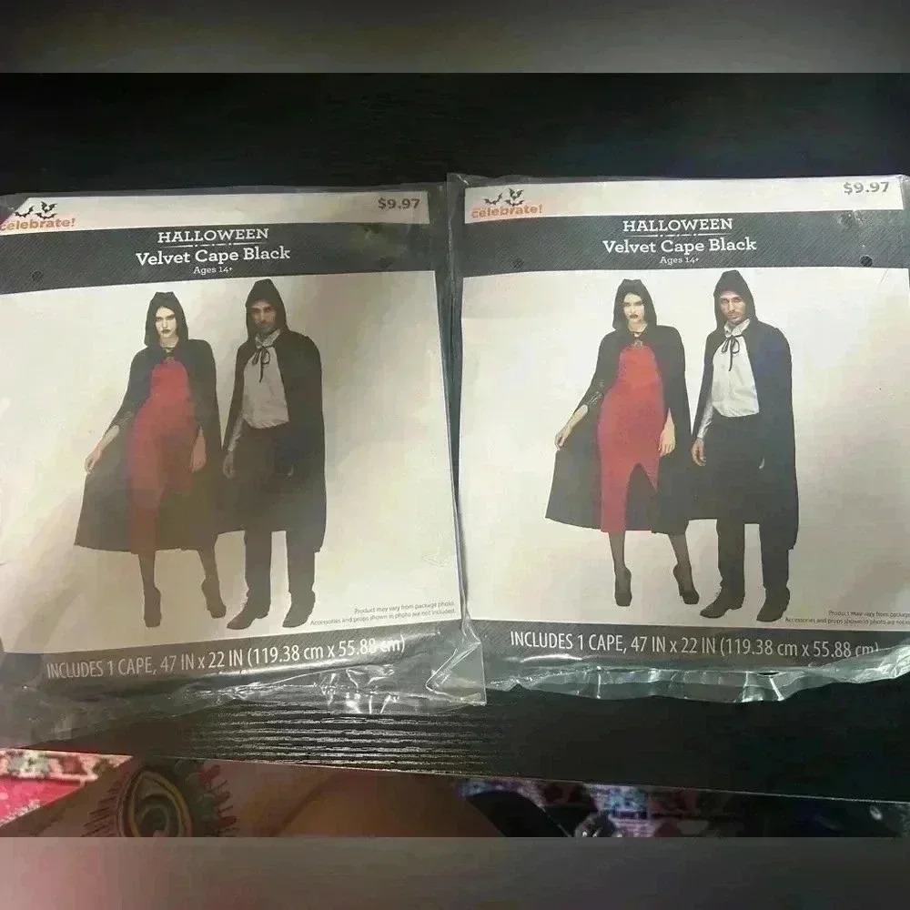 Set Of Two Velvet Hooded Halloween Capes Costume Decor Trick Or Treat